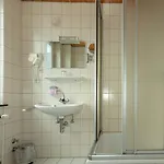 Stockumer Hof 3*