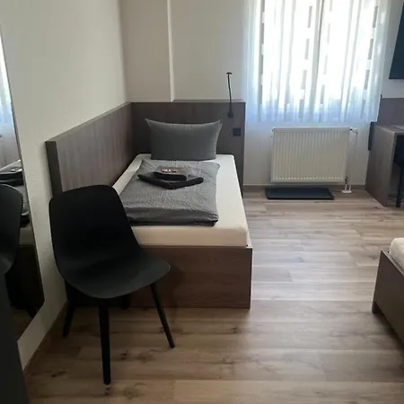 Stockumer Hof 3*