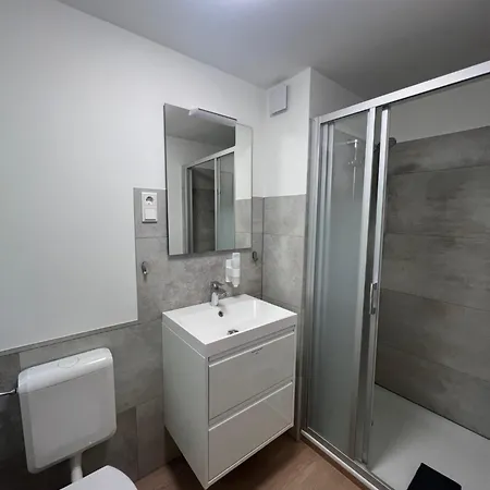 Hotel Stockumer Hof 3*