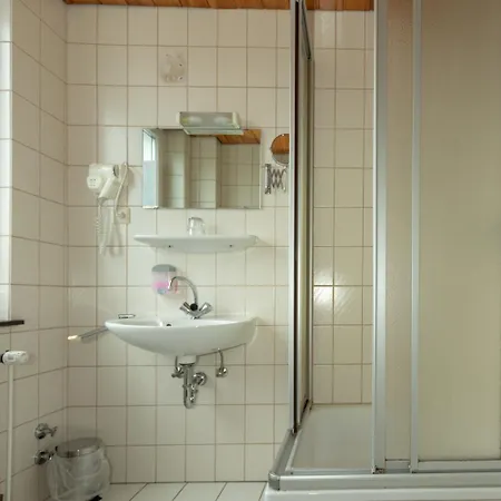 Stockumer Hof 3*