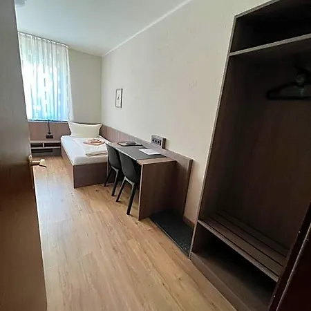 Hotel Stockumer Hof 3*