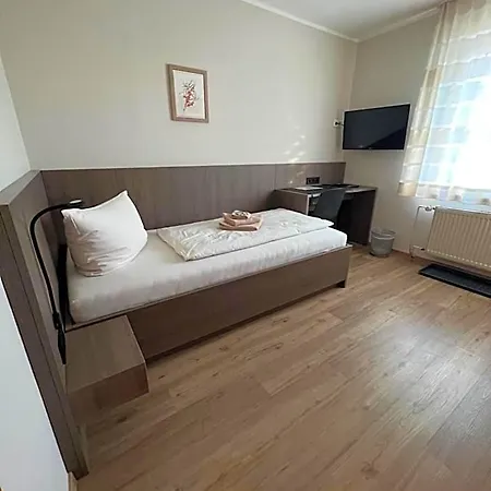 Hotel Stockumer Hof 3*