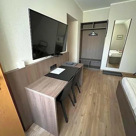 Hotel Stockumer Hof 3*
