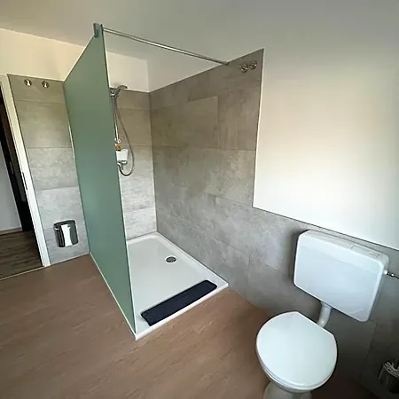 Hotel Stockumer Hof 3*