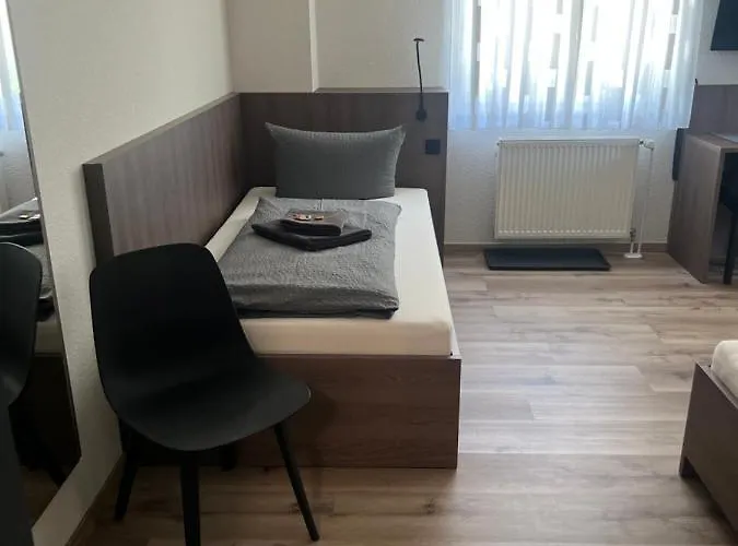Stockumer Hof 3*