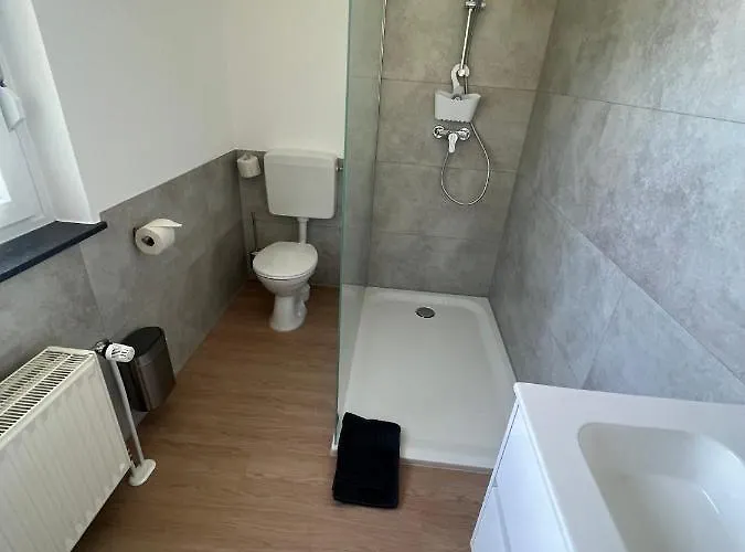 Stockumer Hof 3*