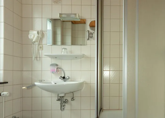 Stockumer Hof 3*